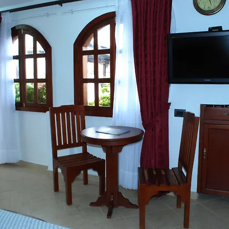 Hotel Don Pedro De Heredia 4*