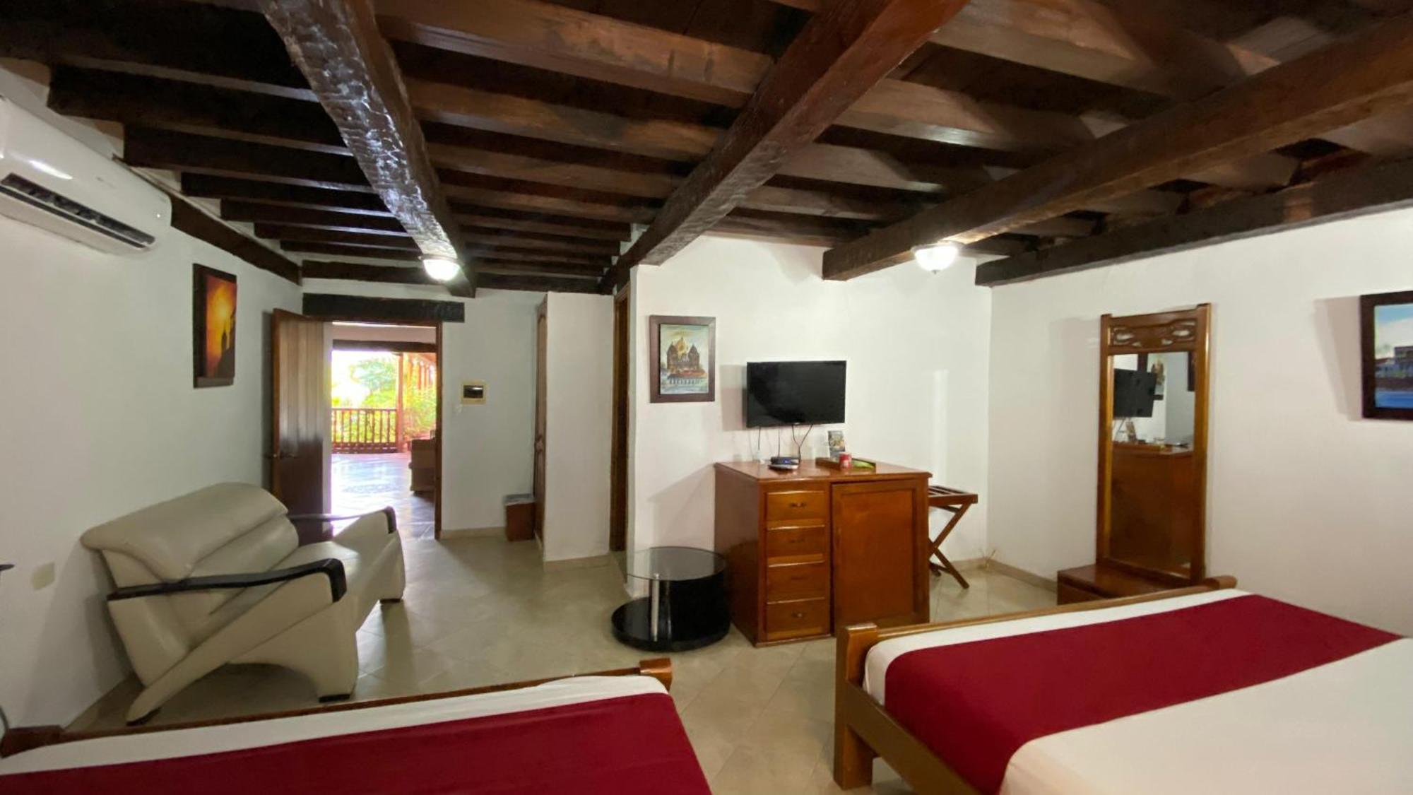 Don Pedro De Heredia 4*